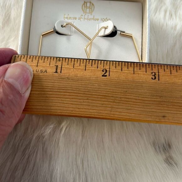 House of Harlow Honeycomb Earrings - Picture 4 of 4